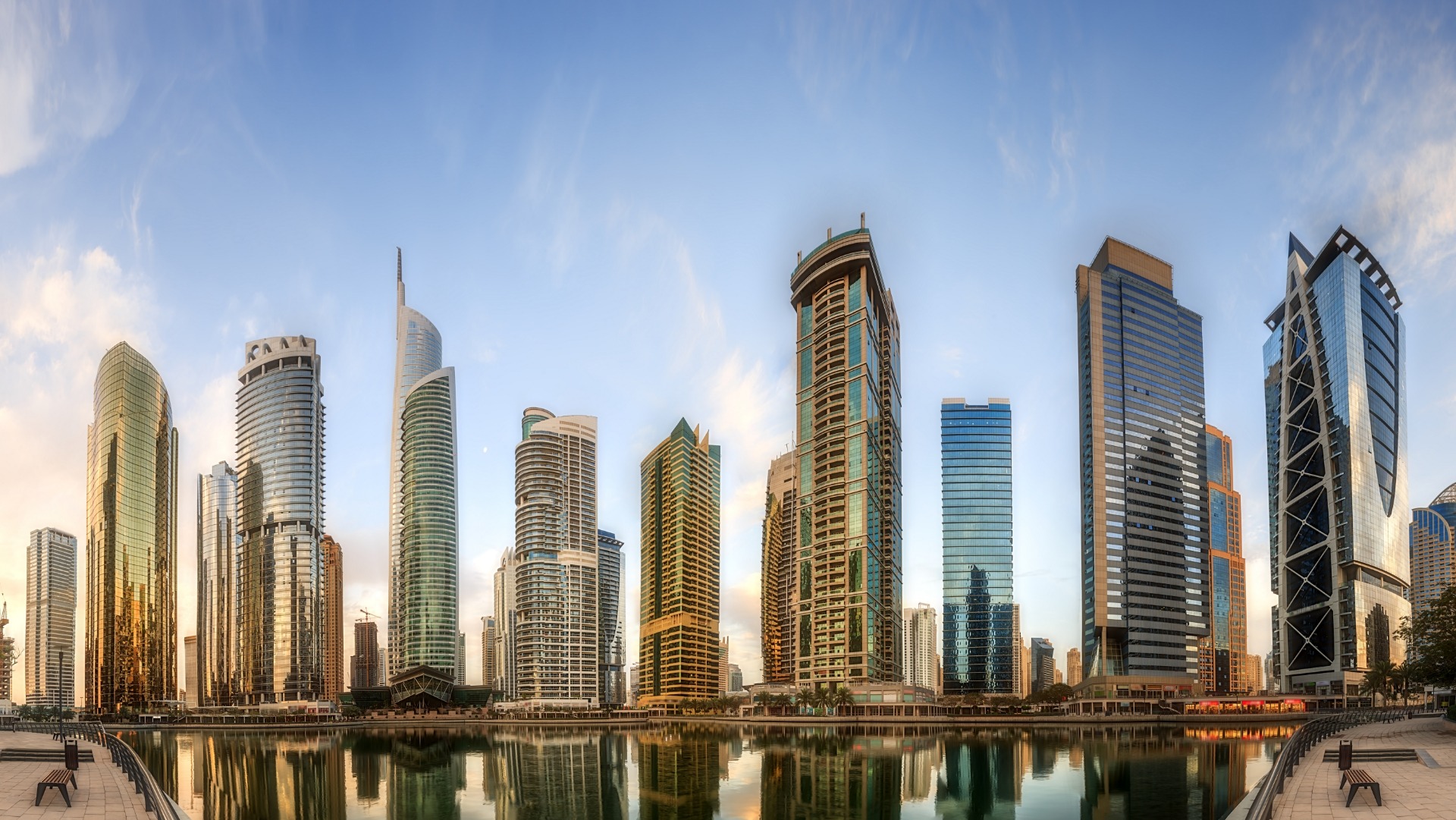 Jumeirah Lake Towers, Dubai | Apartments in JLT